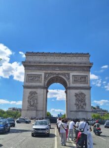 Stunning monument, The Arc de Triomphe Must visit in Paris, Arc de Triomphe