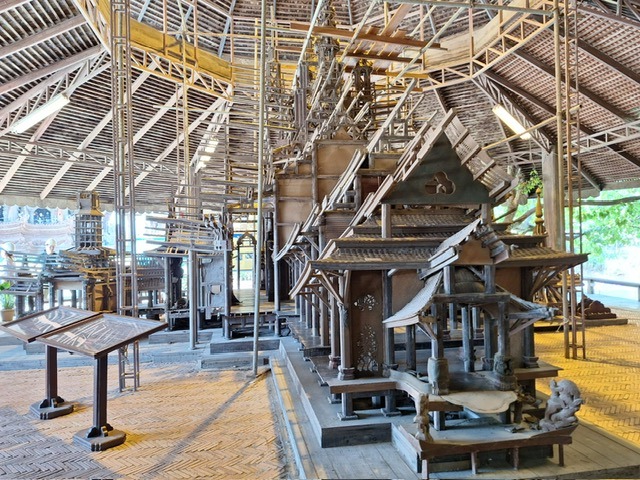 The behind-the-scenes look at the temple being crafted